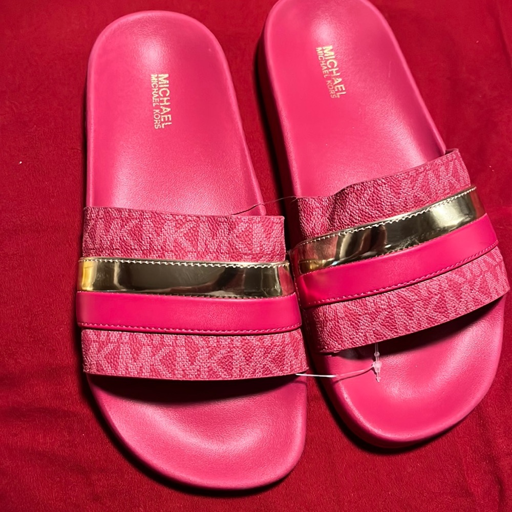 Michael Kors brandy slide color-Carmine pink